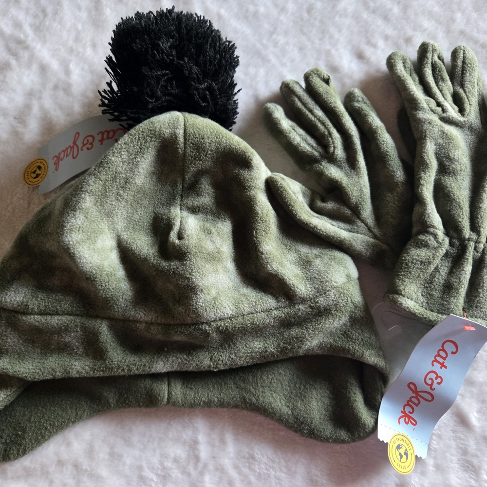 Cat & Jack Olive Green Fleece Hat and Gloves Set